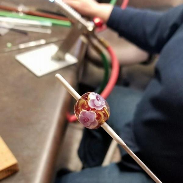 Encased Floral Beads - Thursday, July 31 (6-9pm)