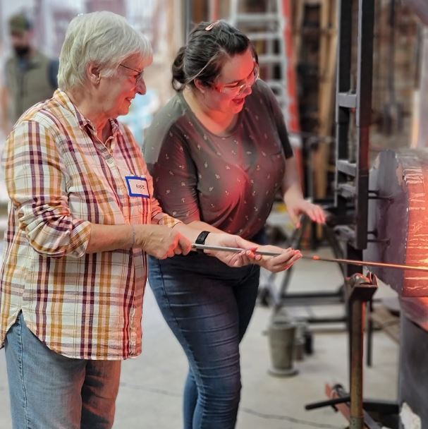 Glass Experience! Pulled Flower - Saturday, July 26 (9am-1pm)