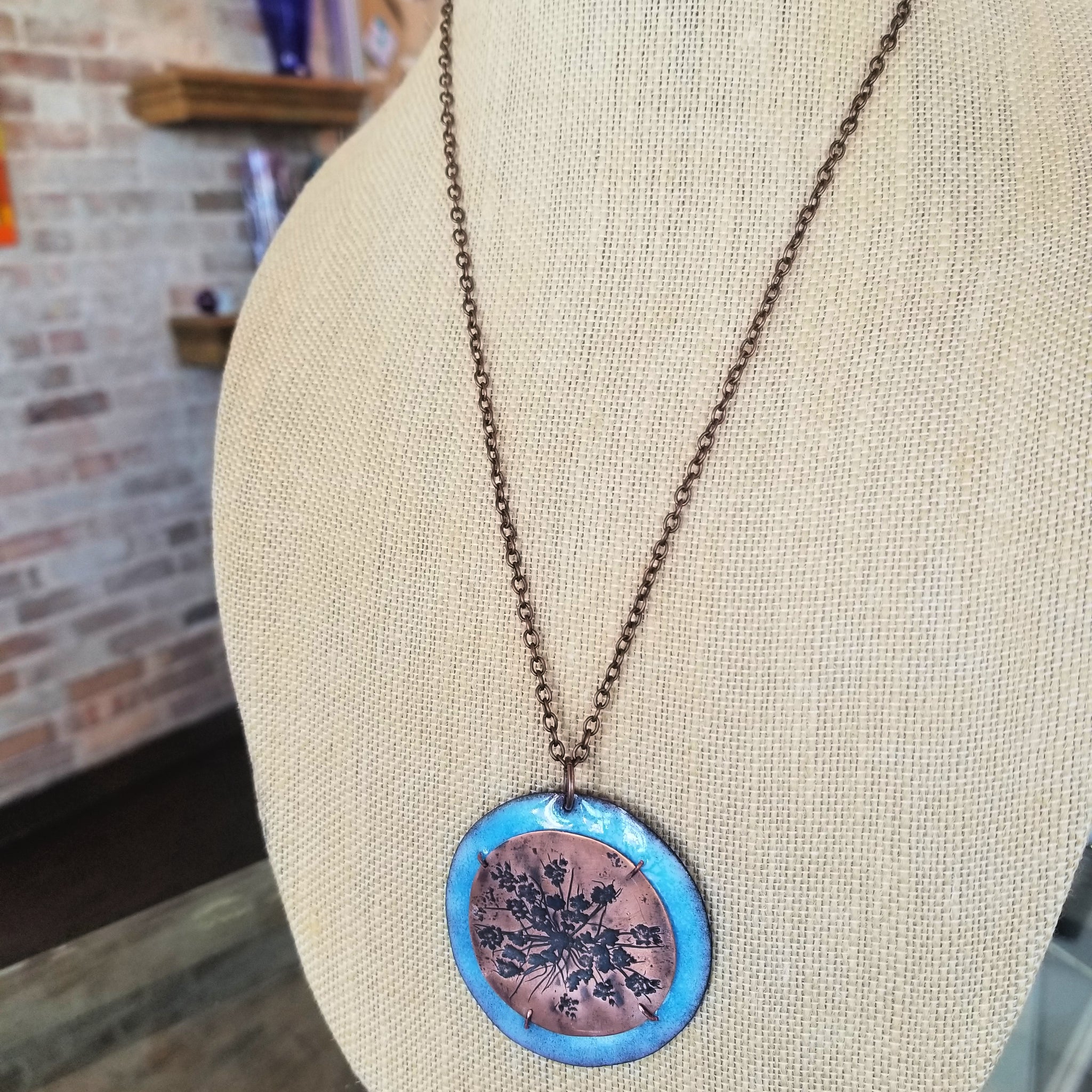 Impressive Pendant - Tina Tavolacci