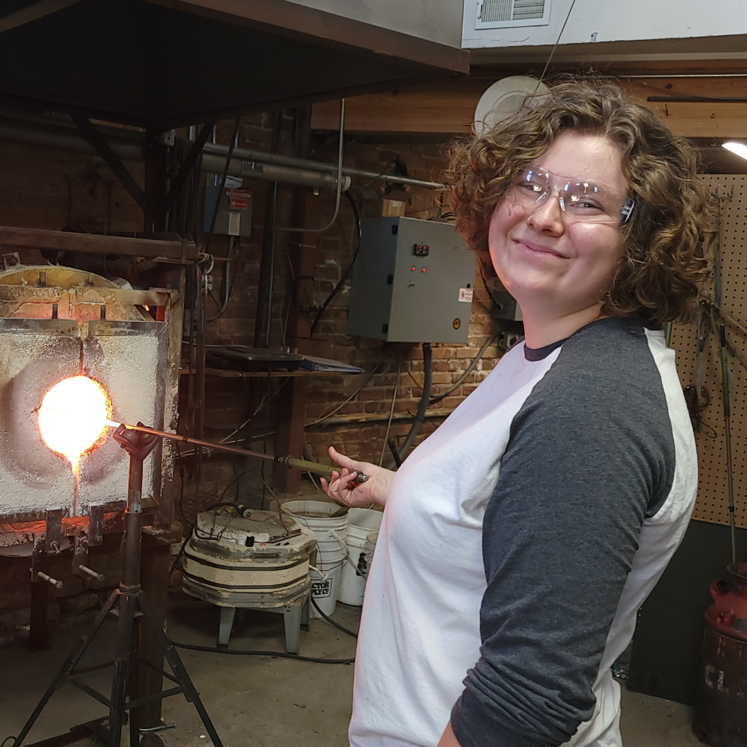 NEW! Design Your Own Glass Vase: Saturday, May 6